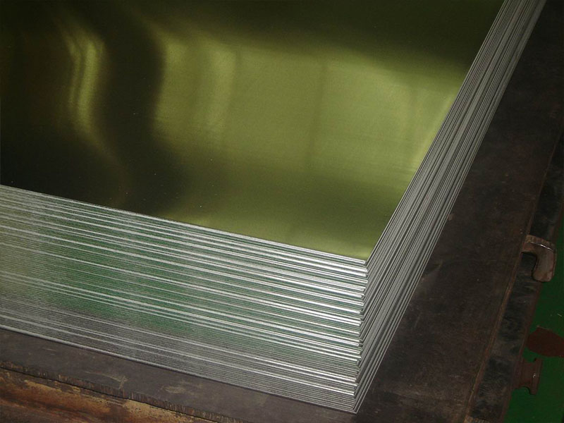 明泰鋁業(yè)長期供應(yīng)3003鋁板，出廠價更具優(yōu)勢